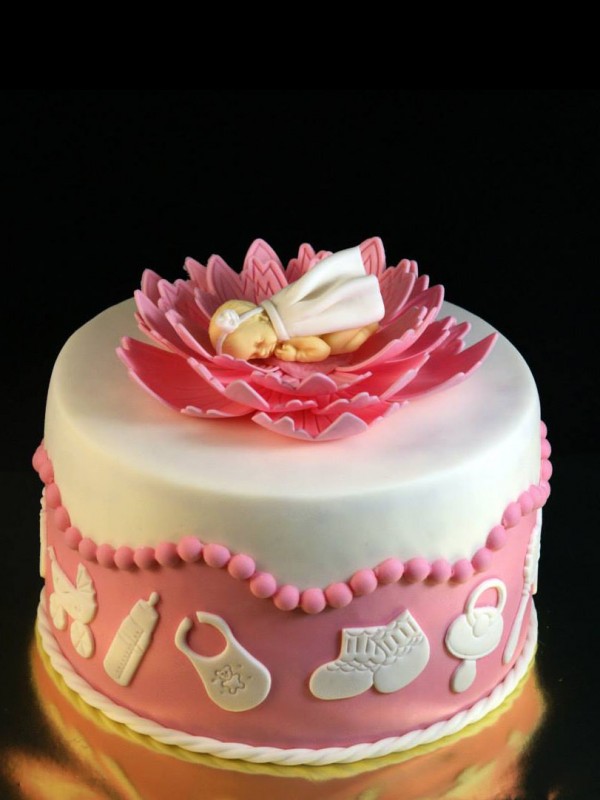 Baby kage til barnedåb, babyshower eller 1 års fødselsdag
