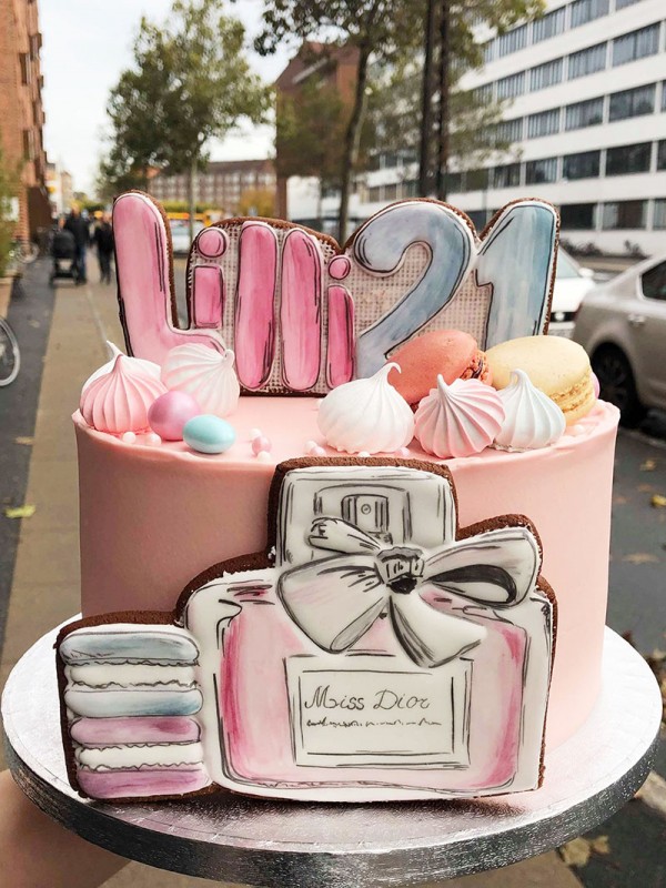 Cake for 21st birthday