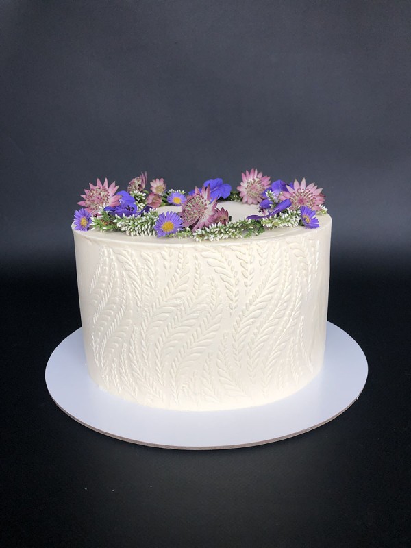 Wedding cake with flower wreath