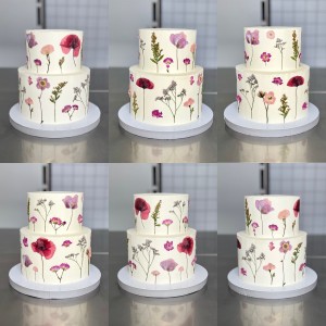 Kage med pressede blomster